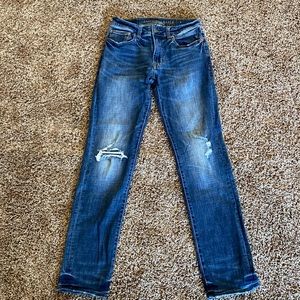 29x32 American Eagle Slim Straight distressed jeans